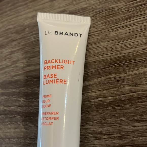 Dr. Brandt backlight primer - Picture 2 of 4